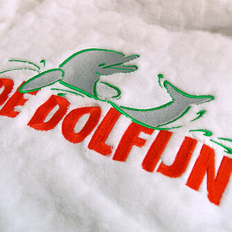 Bedrijf of verenigings-logo borduren tot 50 cm2